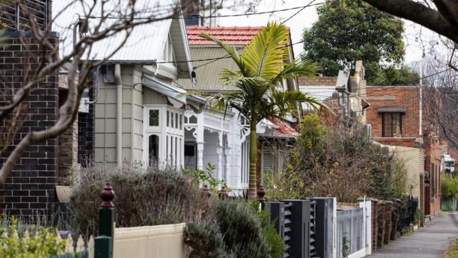 Housing prices fell 2.2 and 1.5 per cent in Sydney and Melbourne in July, CoreLogic says. (Diego Fedele/AAP PHOTOS)