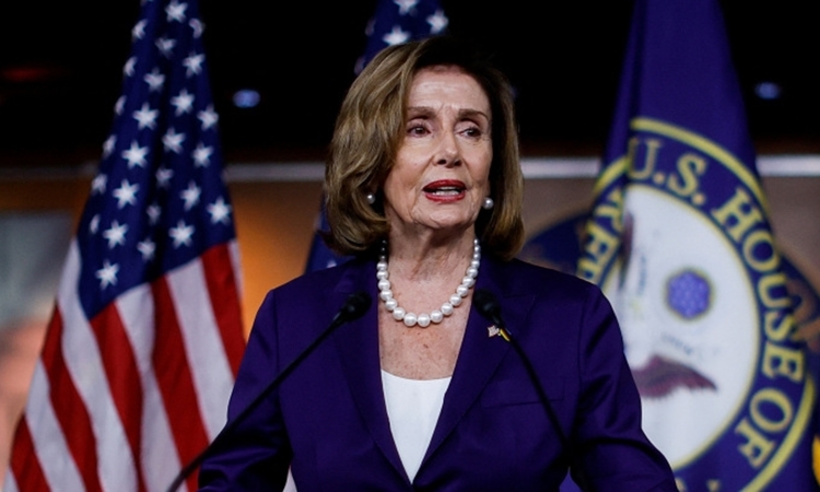 Chủ tịch Hạ viện Mỹ Nancy Pelosi phát biểu trong cuộc họp báo tại Đồi Capitol, Washington, ngày 29/7. Ảnh: Reuters.