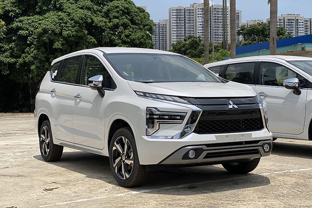 Hyundai và Mitsubishi vượt Kia, lọt top 3 bán chạy tại Việt Nam: Santa Fe và Xpander tạo cú hích lớn - Ảnh 3.