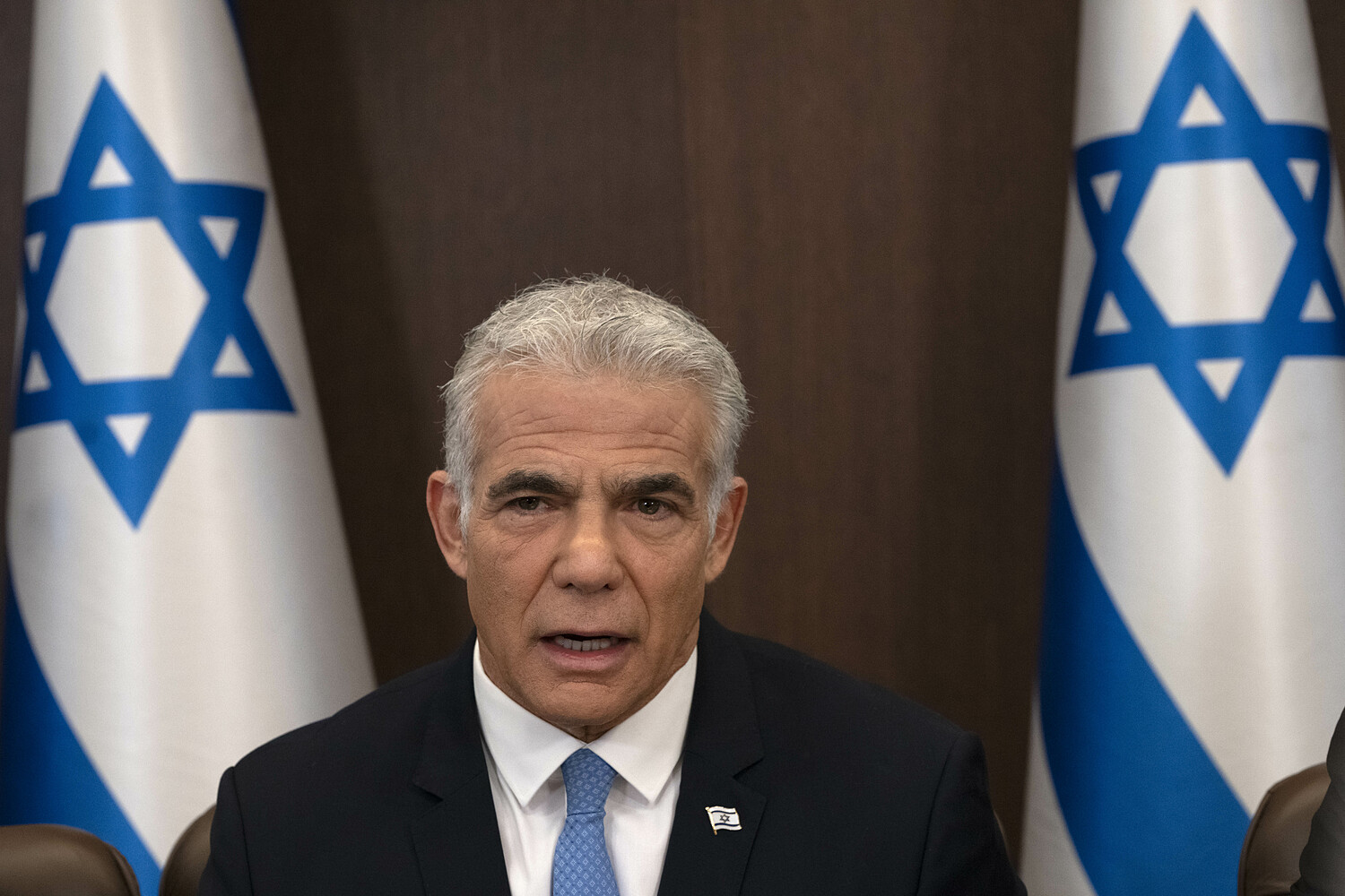 Thủ tướng Israel Yair Lapid trong cuộc họp nội các ở Jerusalem ngày 14/8. Ảnh: AFP