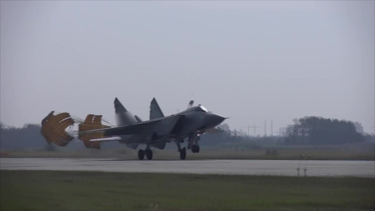 Nga điều tiêm kích mang tên lửa siêu vượt âm tới Kaliningrad