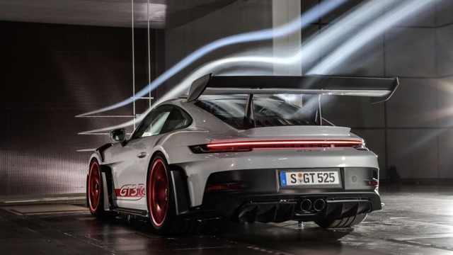 Cận cảnh Porsche 911 GT3 RS thế hệ mới - Ảnh 12.
