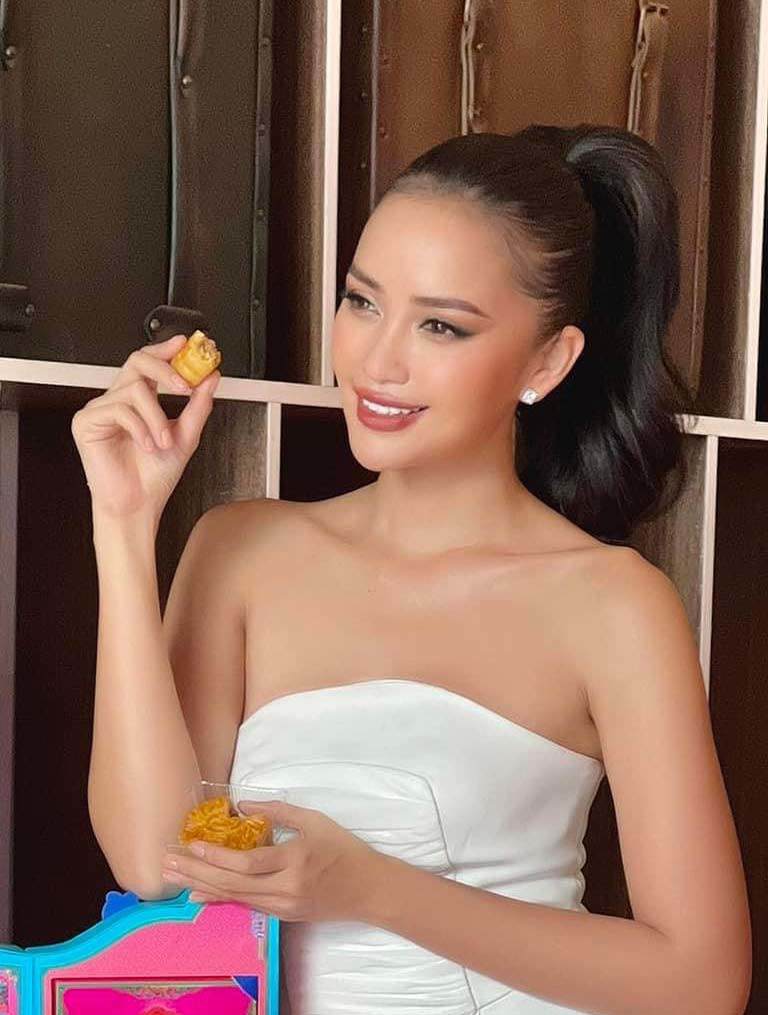 Hoa hậu Hoàn vũ Ngọc Châu chỉ dám ăn 200g thịt gà mỗi ngày để giữ dáng - 9