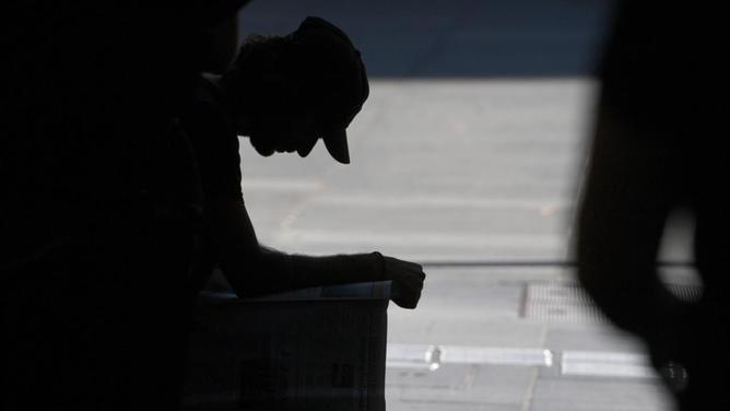 New data has provided information about the regularity and impact of mental health in Australia. (Dan Himbrechts/AAP PHOTOS)