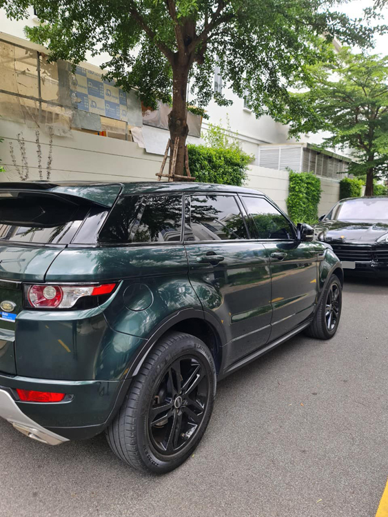 Chiếc Range Rover Evoque này sau 11 năm còn ngang giá Seltos 'đập hộp': Máy mạnh, nội thất vẫn 'chảnh' nhưng phải đánh đổi bằng chất lượng - Ảnh 1.