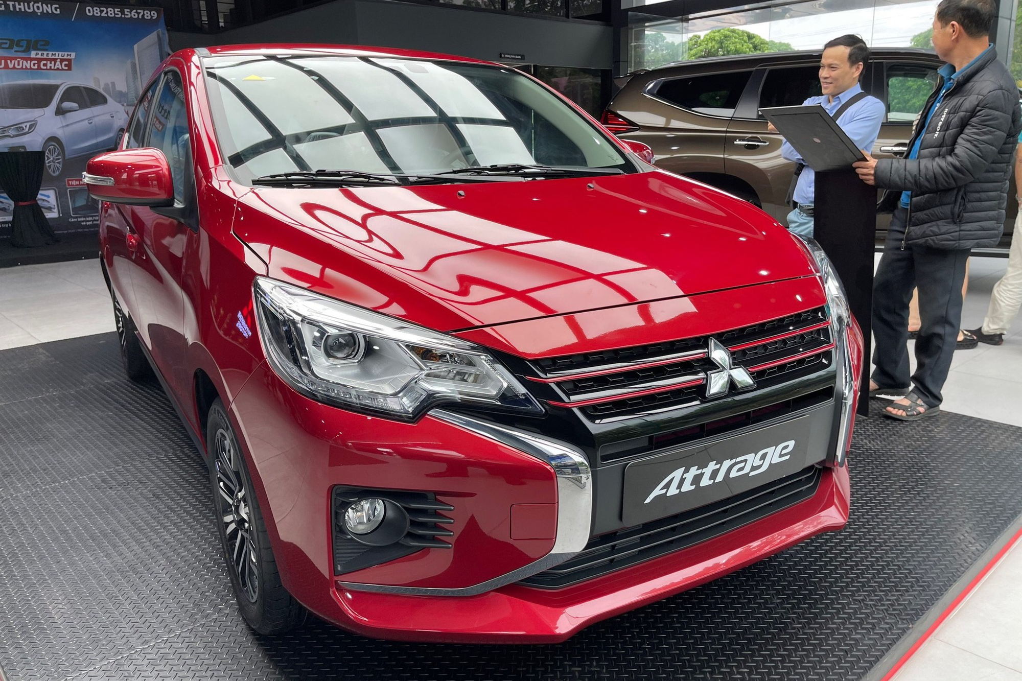Mitsubishi chi ít nhất 200 tỷ đồng cho khách Việt trong tháng 8 nếu bán tốt như tháng qua - Ảnh 3.