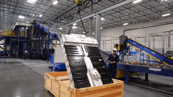 Khám phá quy trình tái chế pin xe điện kiểu mới - Ảnh 1. Khám phá quy trình tái chế pin xe điện kiểu mới - Ảnh 1.