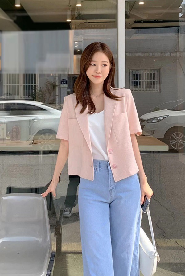 1001 cách phối đồ với áo blazer cộc tay, chị em nào cũng nên biết để có style sang xịn ngày thu - 1