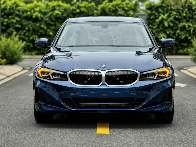 BMW 320i 2024 bán lại rẻ hơn 200 triệu đồng so với niêm yết: Người bán khẳng định 'mới 100%, chưa đăng ký, chưa đăng kiểm, vừa nhận đã bán luôn'- Ảnh 4.
