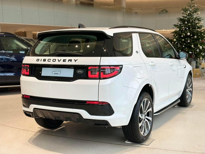Mua Land Rover Discovery Sport hiện tiết kiệm hơn 420 triệu phí lăn bánh: Giá thực tế còn khoảng 3,1 tỷ, chỉ ngang Touareg- Ảnh 4.