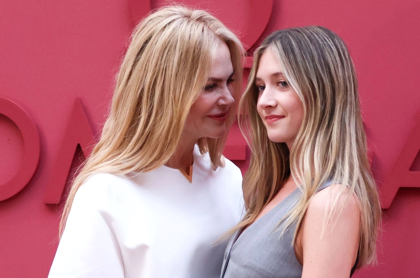 Con gái Nicole Kidman được khen ngợi cả về vóc dáng và thần thái.