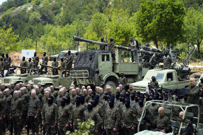 Lực lượng Hezbollah diễn tập ở miền nam Lebanon vào tháng 5/2023. Ảnh: AP
