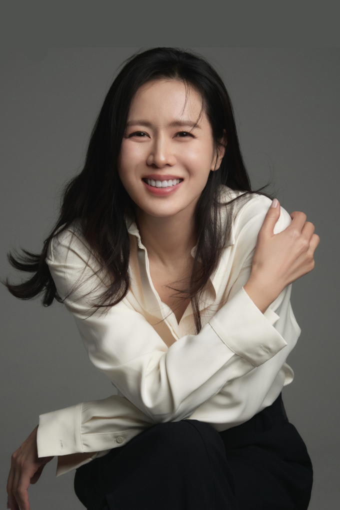 Son Ye Jin được đánh giá là minh tinh hàng đầu làng giải trí Hàn trong nhiều năm qua. Ảnh: BNT