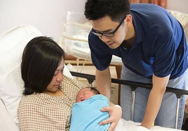 Sáng hôm sau, vợ cũ tôi sinh con gái. (Ảnh minh họa)