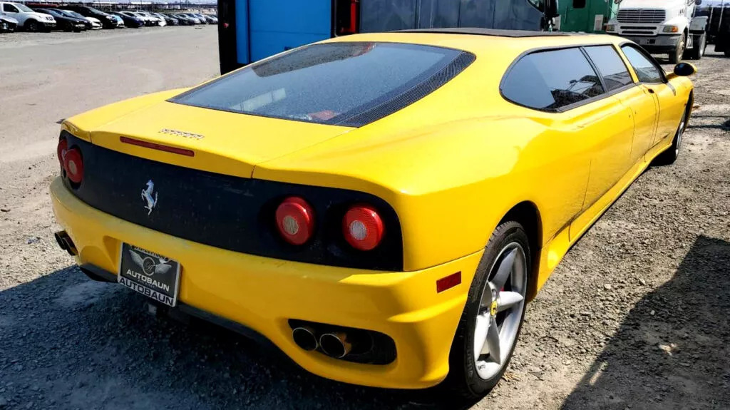 Chiếc Ferrari này nhìn thì hay nhưng rao bán mãi nhiều năm không được, lý do lại đến từ bản độ cực kỳ tâm huyết và độc đáo- Ảnh 6.