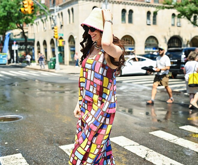 Bóc giá tủ đồ công sở tiền tỷ của “yêu nữ hàng hiệu”: Chị em lương 5 triệu vẫn áp dụng được, chỉ cần theo công thức này - 1