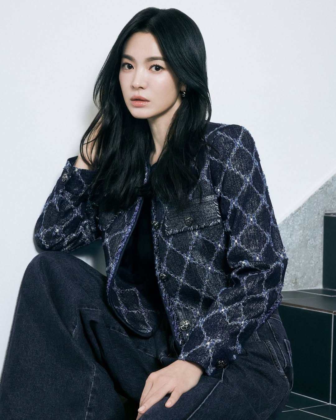 Mỹ nhân này là ai mà giống Song Hye Kyo đến vậy?- Ảnh 12.