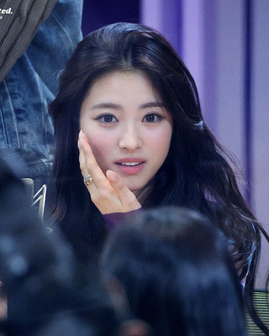 Mỹ nhân này là ai mà giống Song Hye Kyo đến vậy?- Ảnh 17.