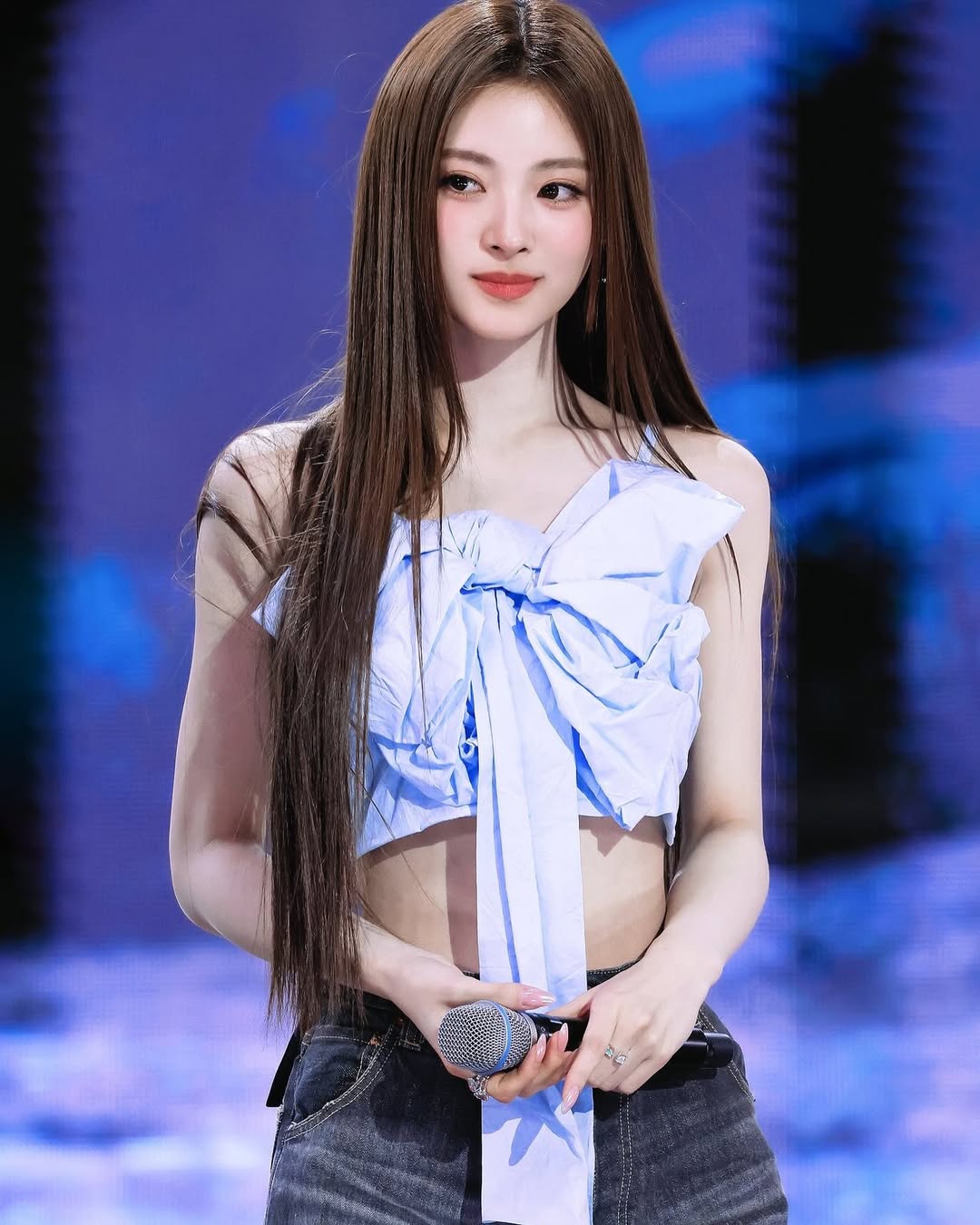 Mỹ nhân này là ai mà giống Song Hye Kyo đến vậy?- Ảnh 21.