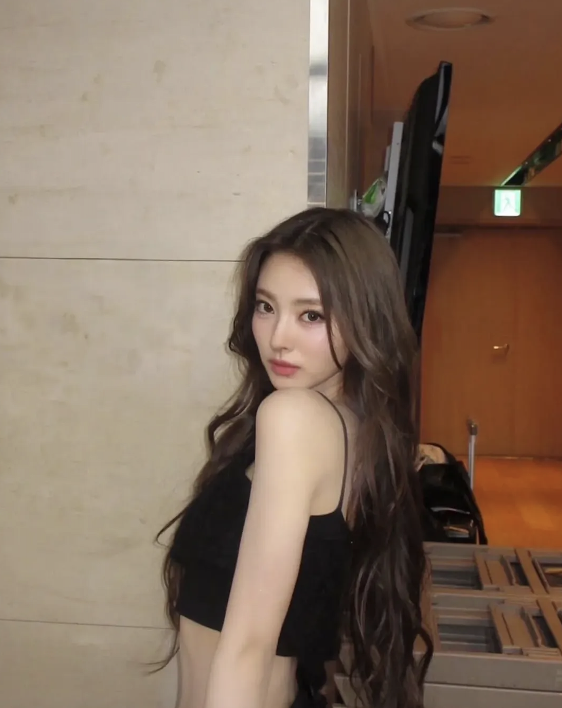 Mỹ nhân này là ai mà giống Song Hye Kyo đến vậy?- Ảnh 24.