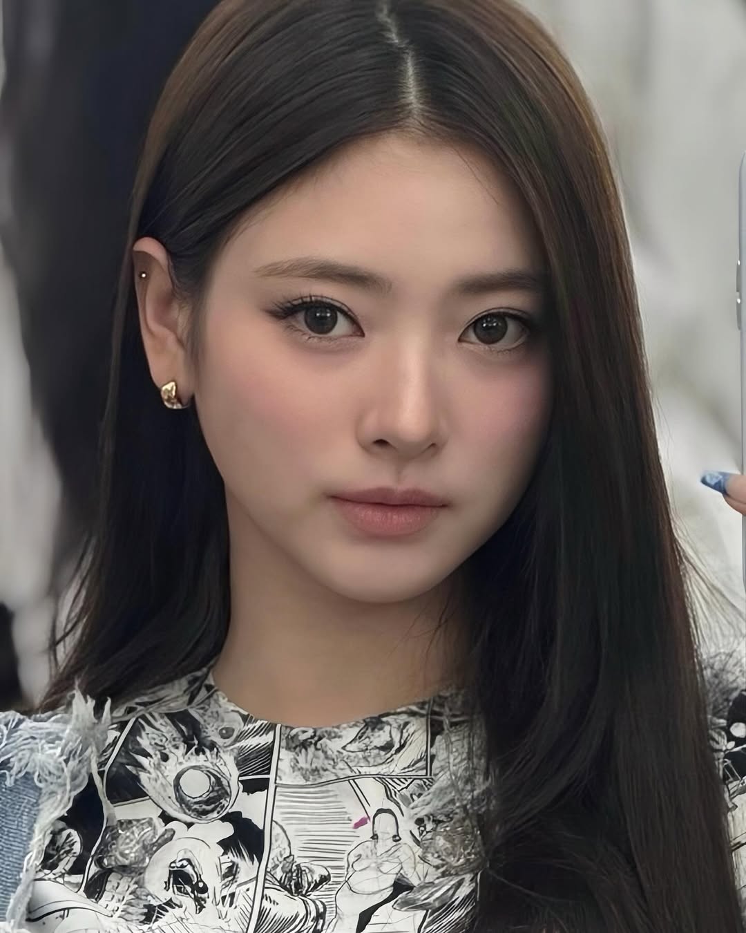 Mỹ nhân này là ai mà giống Song Hye Kyo đến vậy?- Ảnh 8.