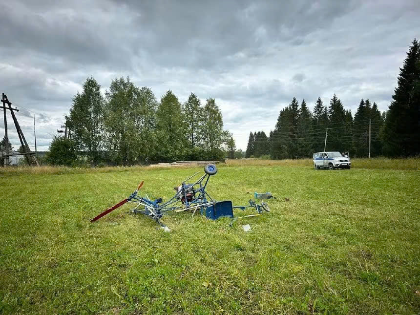 Chiếc máy trực thăng vỡ vụn trước khi cất cánh hôm 31/7 là một trong năm chiếc do ông Vladimir Trapeznikov chế tạo. Ảnh: Văn phòng Công tố viên Giao thông Vận tải Vùng Volga