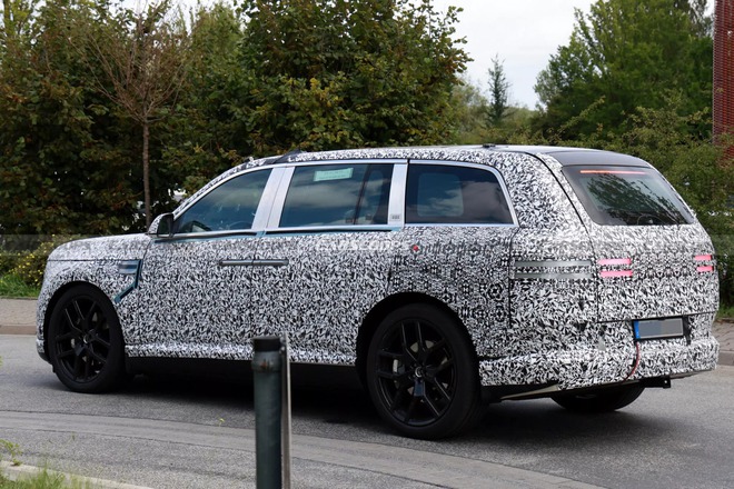 Chiếc Genesis GV90 chạy thử này có cửa mở độc lạ kiểu Rolls-Royce cùng nội thất 'đẳng cấp chủ tịch'- Ảnh 5. Chiếc Genesis GV90 chạy thử này có cửa mở độc lạ kiểu Rolls-Royce cùng nội thất 'đẳng cấp chủ tịch'- Ảnh 5.