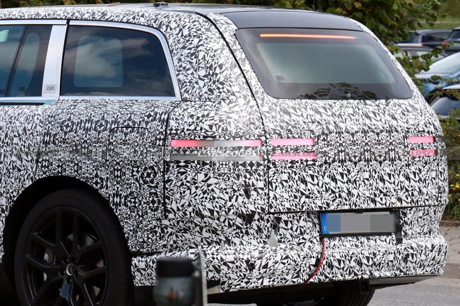 Chiếc Genesis GV90 chạy thử này có cửa mở độc lạ kiểu Rolls-Royce cùng nội thất 'đẳng cấp chủ tịch'- Ảnh 6. Chiếc Genesis GV90 chạy thử này có cửa mở độc lạ kiểu Rolls-Royce cùng nội thất 'đẳng cấp chủ tịch'- Ảnh 6.