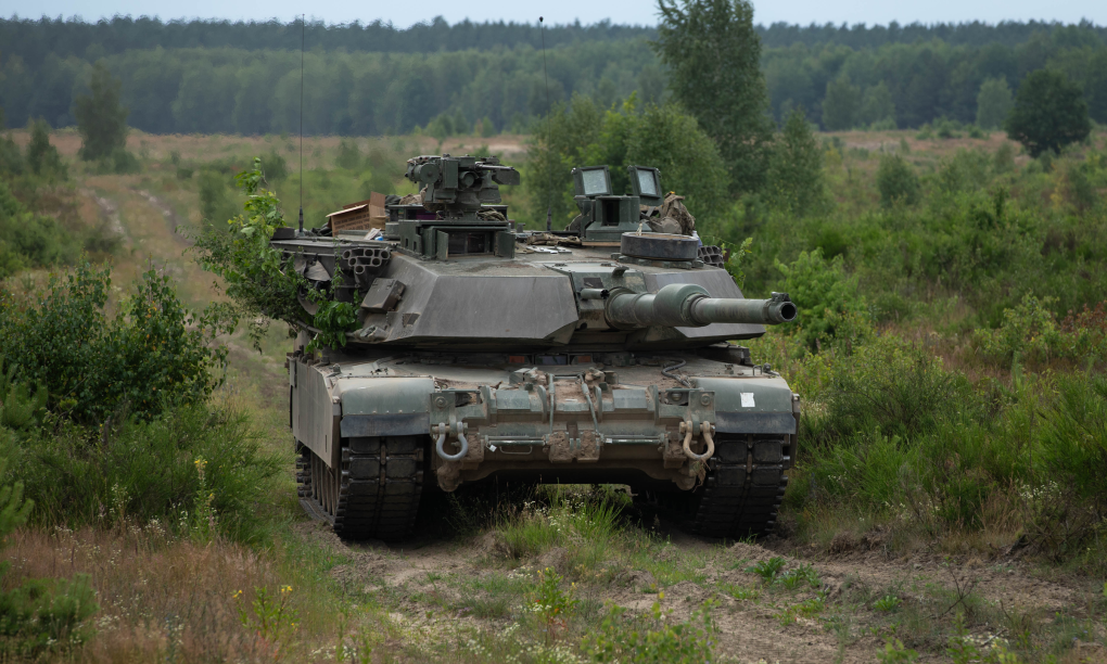 Xe tăng M1A2 Abrams của Mỹ tại thao trường ở Ba Lan hồi tháng 7. Ảnh: US Army