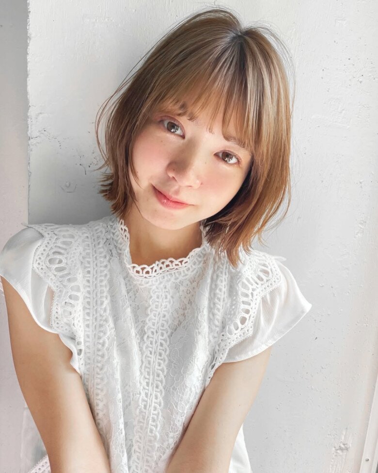 Tóc ngắn cho mặt tròn: Top 6 kiểu được yêu thích nhất giúp hóa thon gương mặt lại giảm chục tuổi, dùng tay vuốt là đẹp - 4