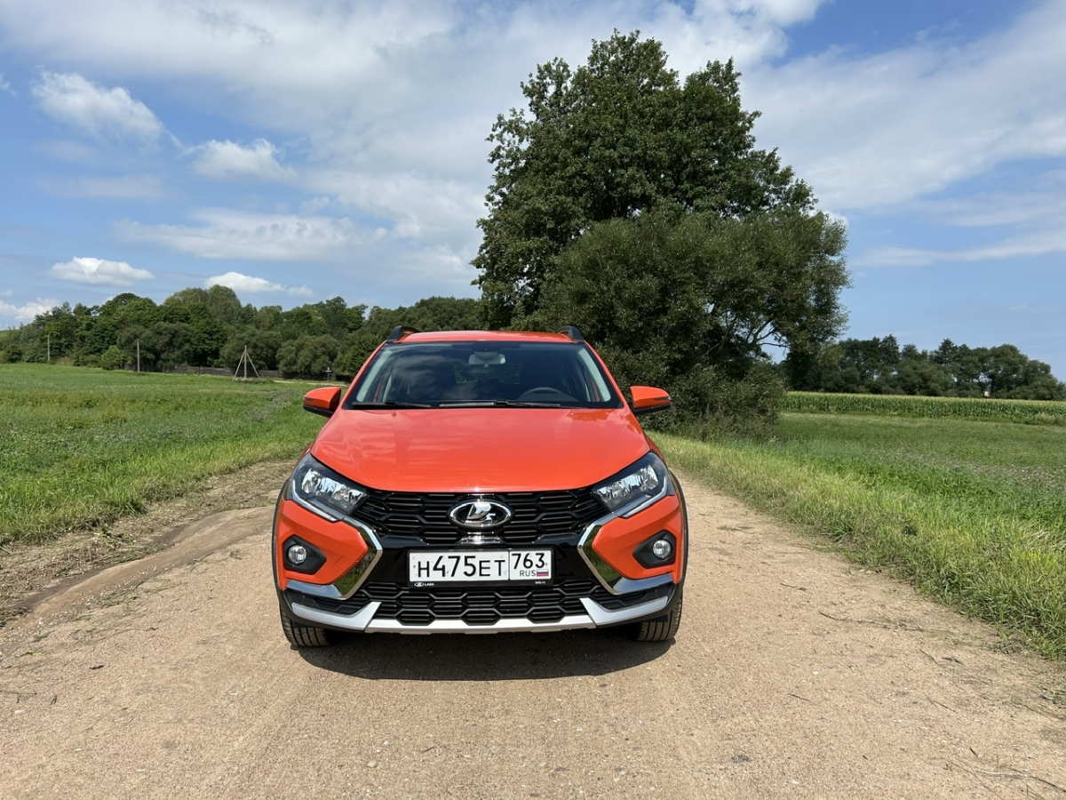 Mẫu xe Nga LADA Iskra có giá khoảng 480 triệu đồng- Ảnh 2.