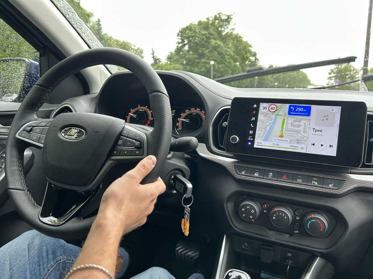 Mẫu xe Nga LADA Iskra có giá khoảng 480 triệu đồng- Ảnh 3.