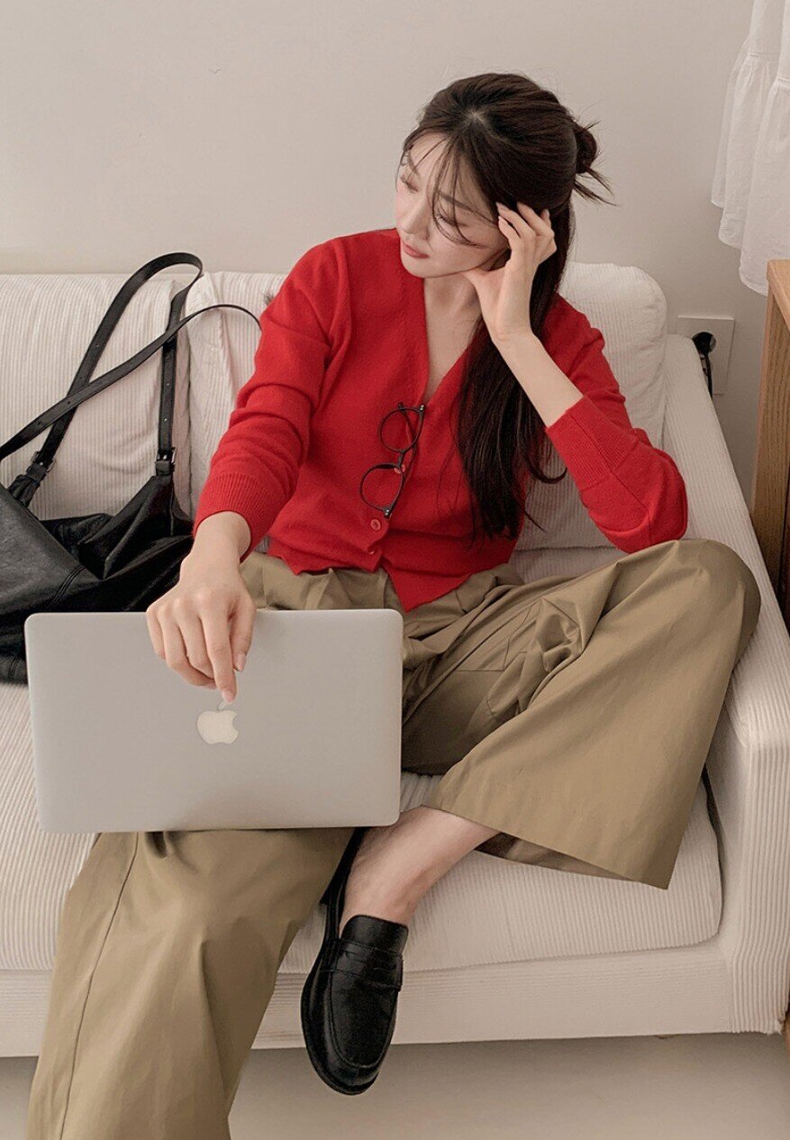 Bỏ sandal sang một bên, 4 kiểu giày này mới là amp;#34;chân áiamp;#34; của mọi quý cô: Vừa tiện lợi, mang đi đâu cũng xịn - 4