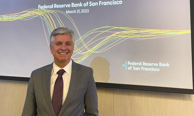 Thành viên Hội đồng thống đốc Fed Christopher Waller tại một sự kiện ở San Francisco. Ảnh: Reuters
