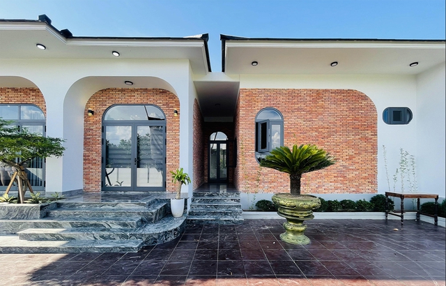 Ngôi nhà có bố cục phong thủy tốt thì không thể xuất hiện tình trạng 1 cửa có 2 cánh.