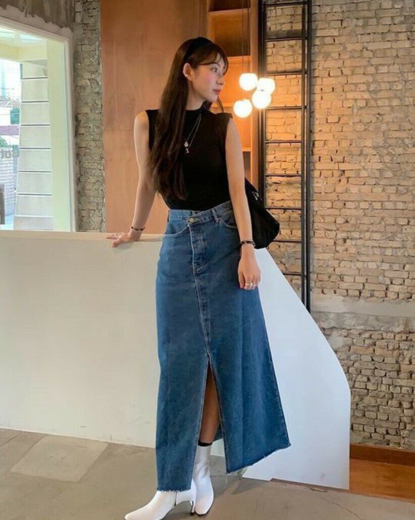 Chị em đua nhau săn 5 mẫu chân váy này vì “ăn gian” tuổi quá đỉnh: Diện lên vừa thon gọn vừa trẻ trung như gái đôi mươi - 1