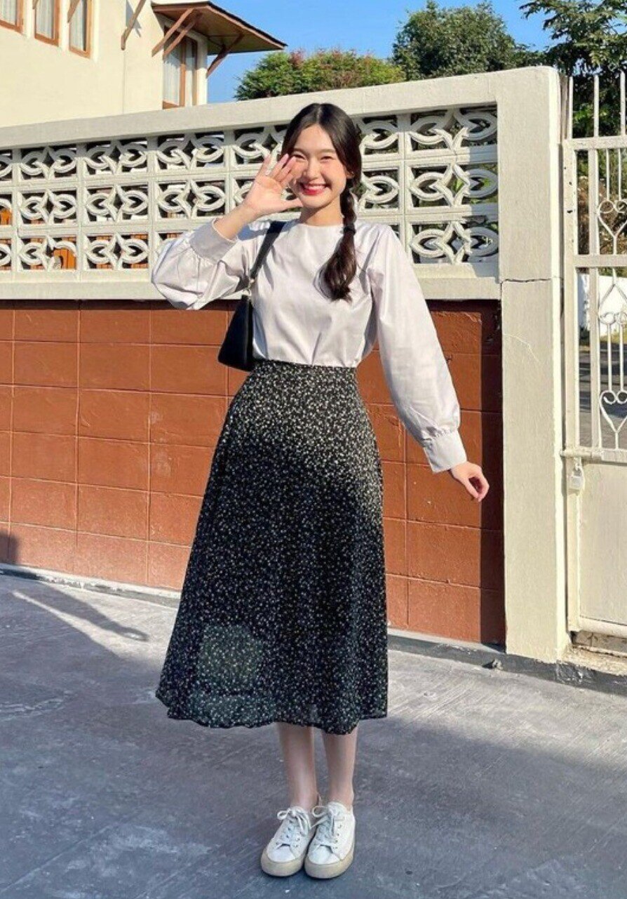 Chị em đua nhau săn 5 mẫu chân váy này vì “ăn gian” tuổi quá đỉnh: Diện lên vừa thon gọn vừa trẻ trung như gái đôi mươi - 13