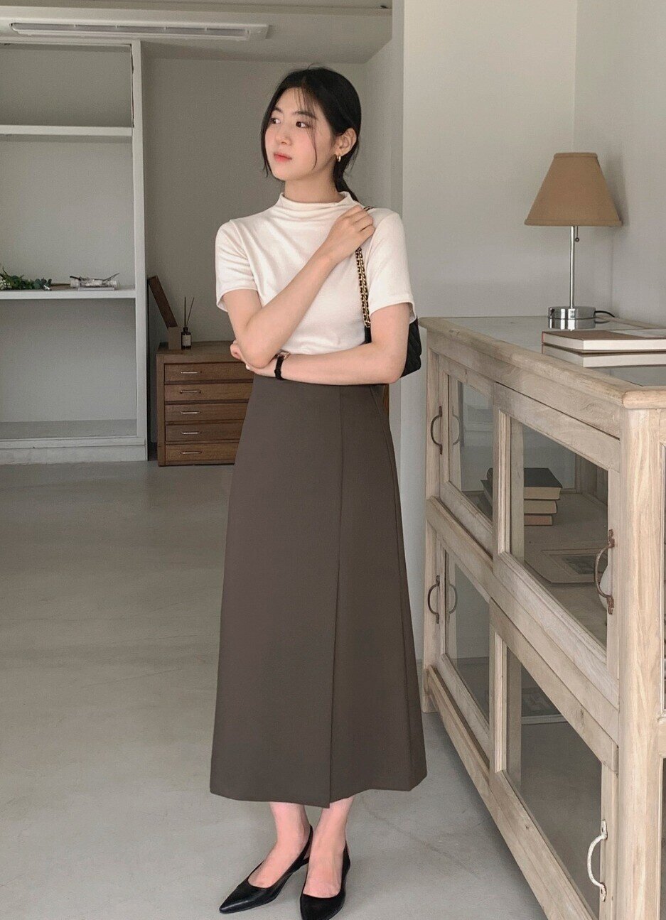 Chị em đua nhau săn 5 mẫu chân váy này vì “ăn gian” tuổi quá đỉnh: Diện lên vừa thon gọn vừa trẻ trung như gái đôi mươi - 6