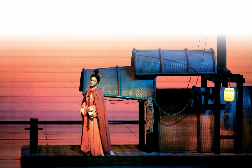 Tạo hình Triệu Phán Nhi ở vở opera. Ảnh: Xinhua