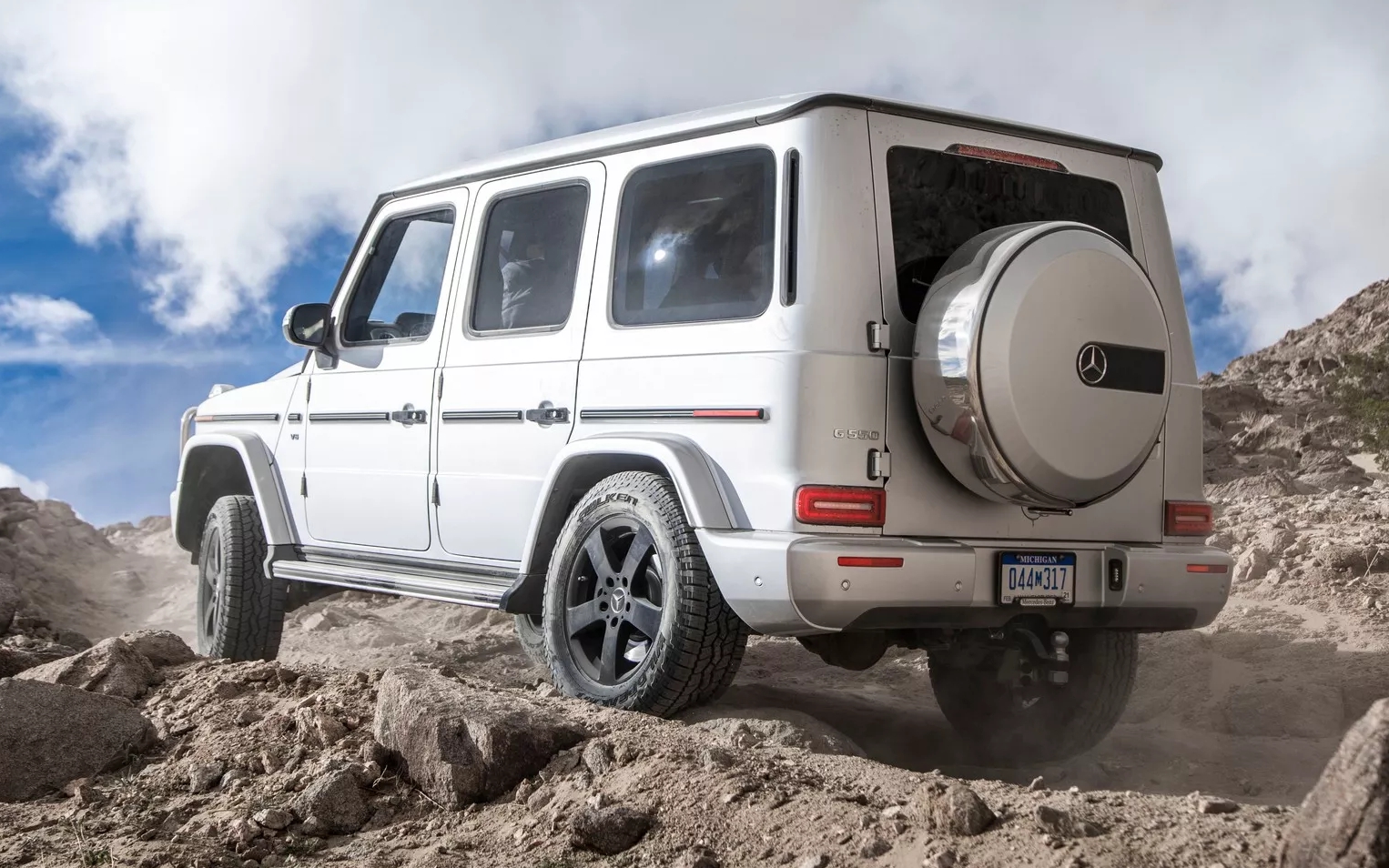 Mercedes-Benz G-Class sắp có đối thủ mới phát triển từ BMW X5- Ảnh 2.