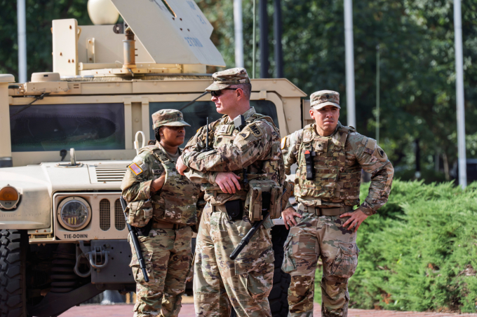 Lính Vệ binh Quốc gia Mỹ tại thủ đô Washington ngày 14/8. Ảnh: AP