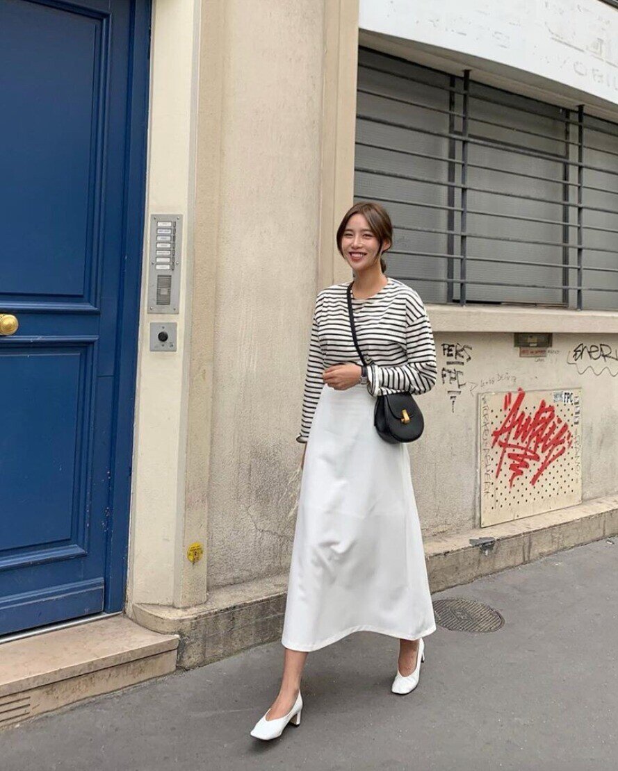 Nếu chỉ được chọn 5 món đồ để mặc đi làm cả mùa thu, tôi sẽ amp;#34;chốt đơnamp;#34; ngay lập tức những món này: Vừa giữ ấm lại thanh lịch khỏi bàn - 17