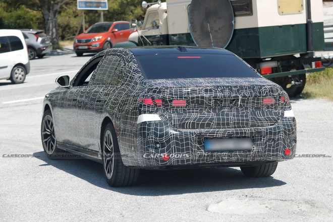 Cuối cùng BMW 7 Series cũng phải thu nhỏ lưới tản nhiệt, có thể lột xác cả nội thất cạnh tranh S-Class- Ảnh 5.