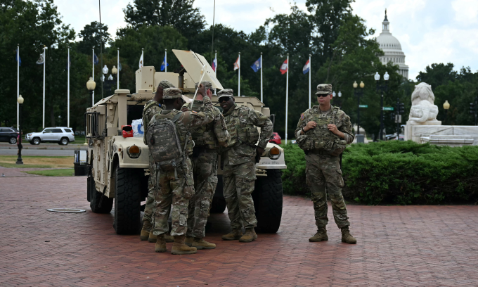 Vệ binh Quốc gia tuần tra tại Washington, Mỹ hôm 14/8. Ảnh: AFP