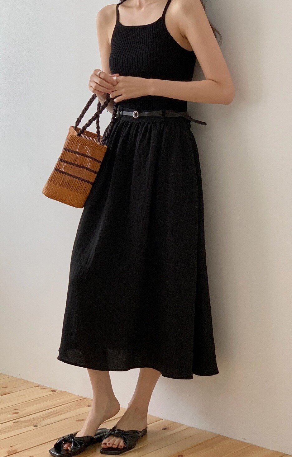 5 kiểu giày nên có để phối với chân váy: Vừa thanh lịch, lại sang chảnh như amp;#34;con nhà giàuamp;#34; - 14