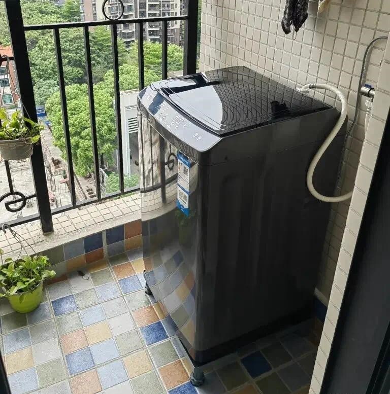 Ngày càng nhiều người đưa máy giặt lồng ngang vào “danh sách đen”, đây là 4 lý do - 5