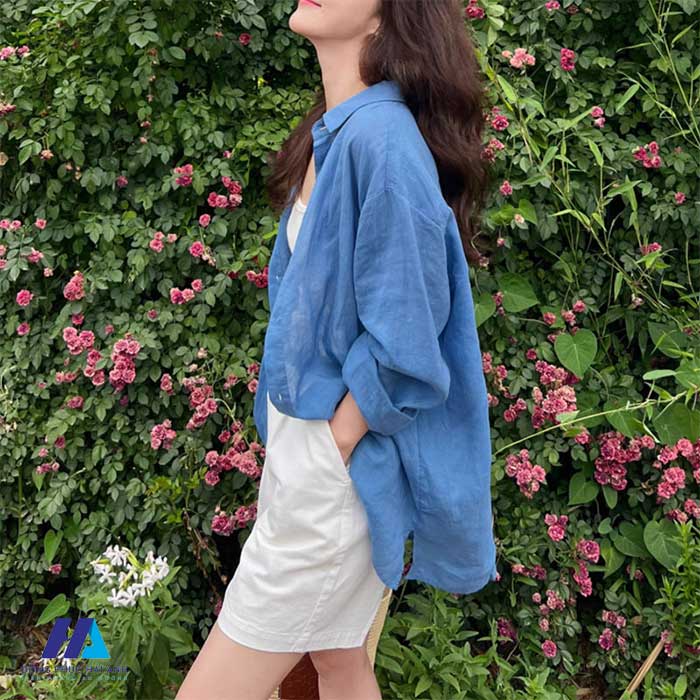 Mùa thu năm nay, hãy thử làm mới phong cách với một chiếc sơ mi pastel – món đồ tuy đơn giản nhưng lại có sức mạnh nâng tầm thần thái.