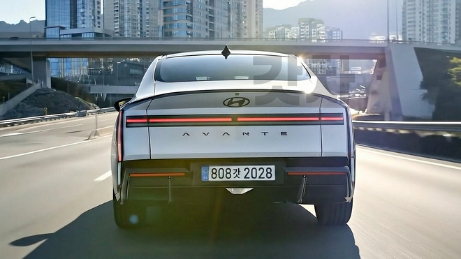 Hyundai Elantra thế hệ mới có những điểm khiến Mazda3 khó ngồi yên: Thiết kế như bước ra từ tương lai, nội thất có chi tiết như Tucson, nhưng có một thứ vẫn giữ nguyên- Ảnh 3.