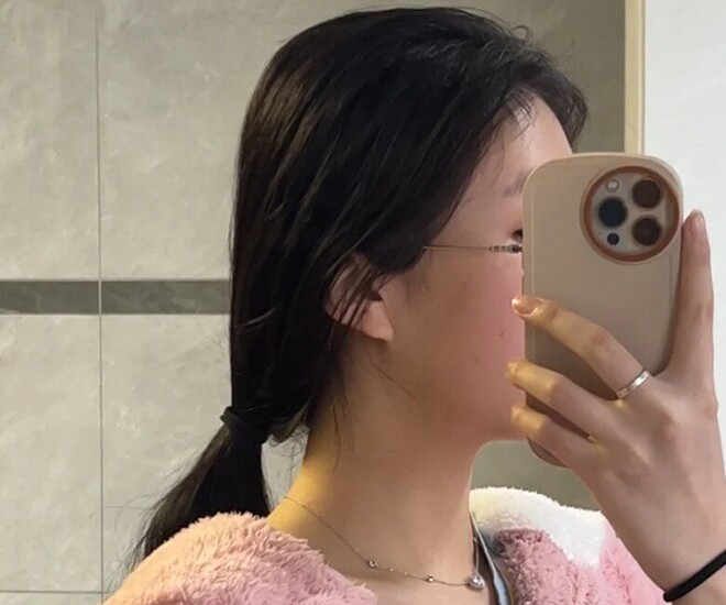 Mái tóc xẹp lép dễ khiến bạn mất đi sự tự tin và làm giảm đáng kể sức hút của vẻ ngoài.