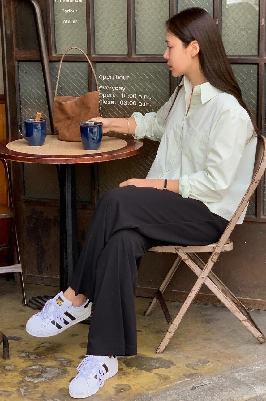 Không thích cao gót thì sắm ngay 5 kiểu giày dép này: Đi làm vừa thoải mái vừa sang chảnh, dân công sở bỏ lỡ chỉ có tiếc - 13